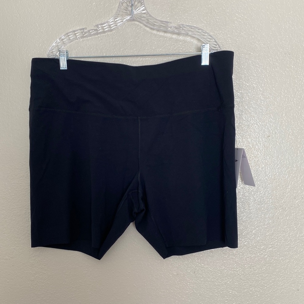 ‼️ONLY 1‼️ Nike Yoga High Rise Plus Size Shorts 3X